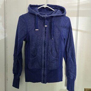 Zelle Sweater – Size Small, Cozy & Casual